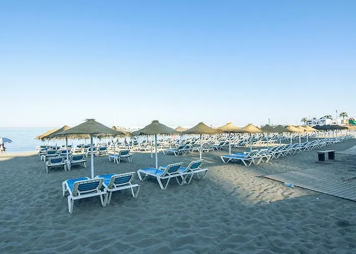 Luminoso Y Fresco En 2ª Linea De Playa フエンヒロラ