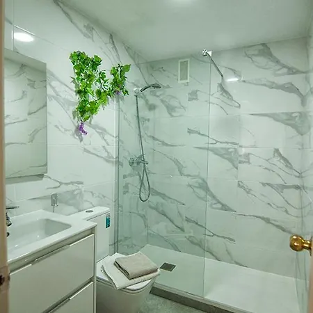 Luminoso Y Fresco En 2ª Linea De Playa Апартаменты Фуэнхирола