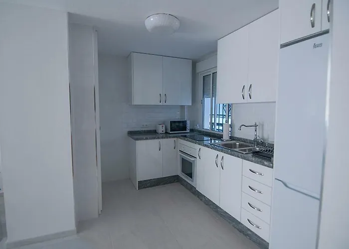 Luminoso Y Fresco En 2ª Linea De Playa *