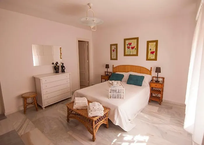 Luminoso Y Fresco En 2ª Linea De Playa * פואנגירולה